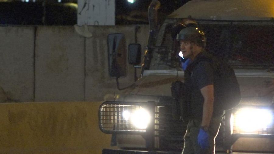 عملية إطلاق نار على معبر قلنديا وتصفية المنفذ | فيديو